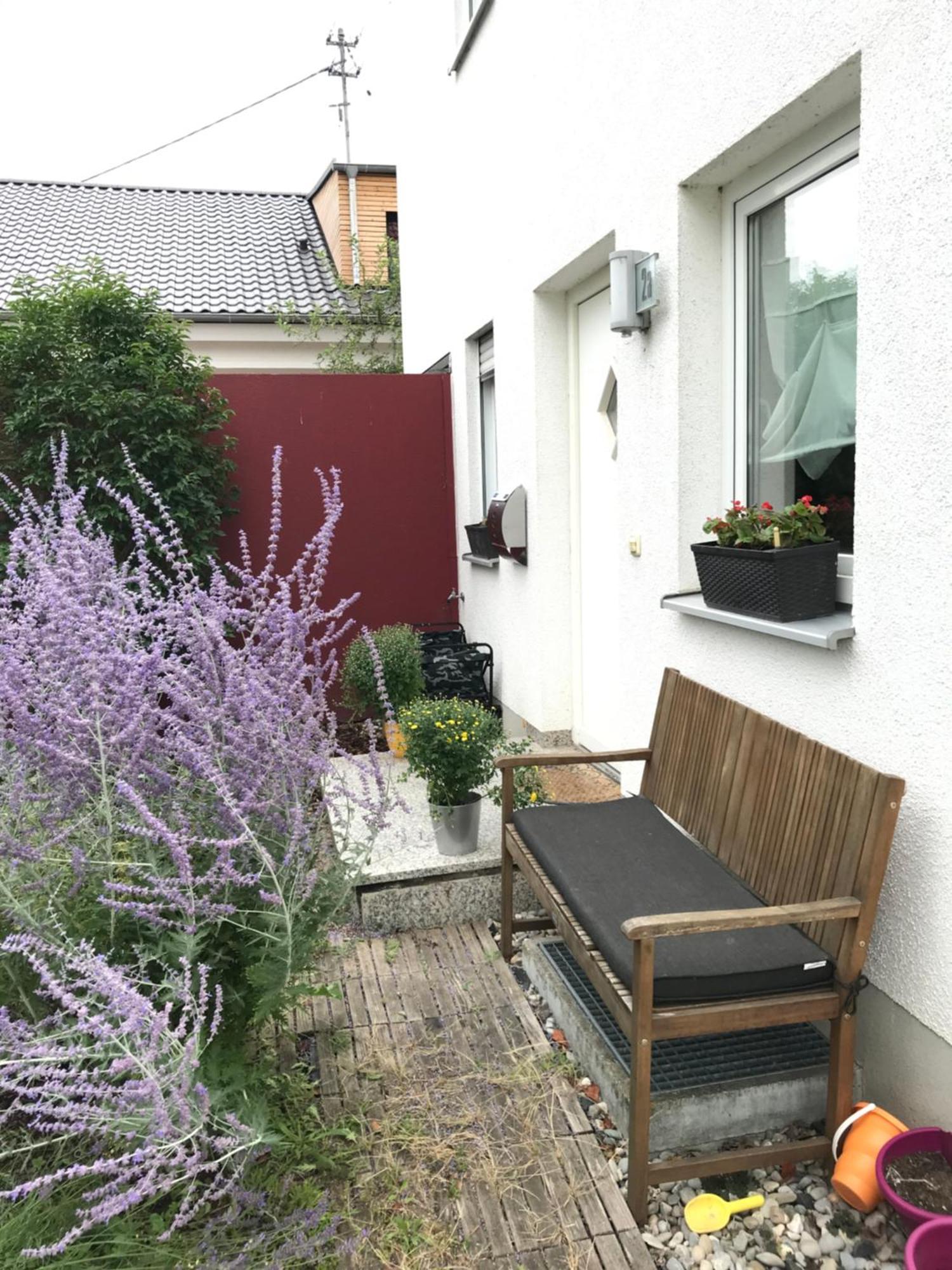 House With Castle View & Art Apartment Günzburg Екстериор снимка